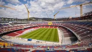 Tebas admite que el Barça ha pedido jugar fuera los "tres o cuatro" primeros partidos de Liga por el nuevo Camp Nou y avisa que será "complicado" ir más allá