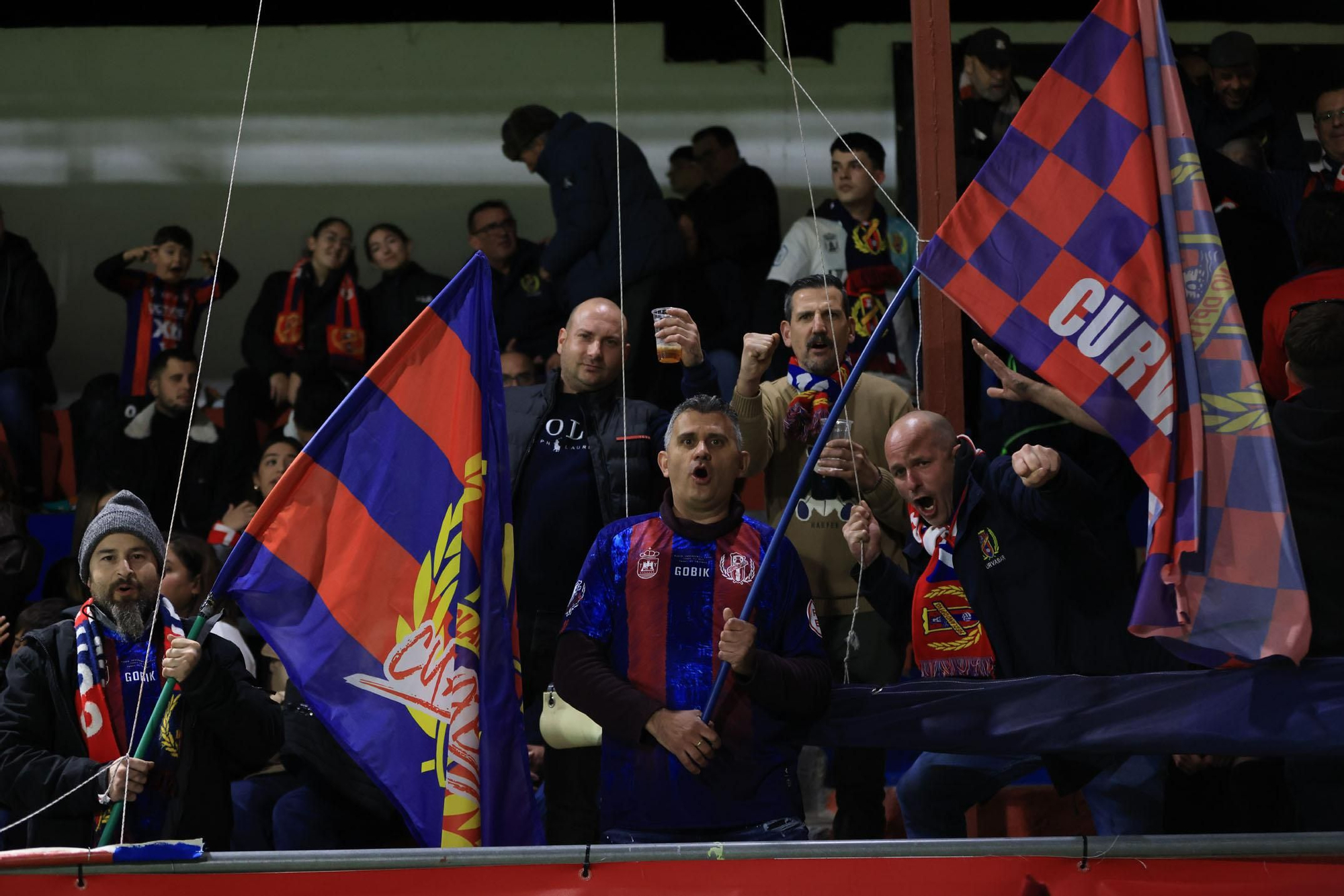 El derbi regional entre el Yeclano Deportivo y el Real Murcia, en imágenes