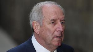 zentauroepp28858651 former fc barcelona player and manager carles rexach walks d201116103604