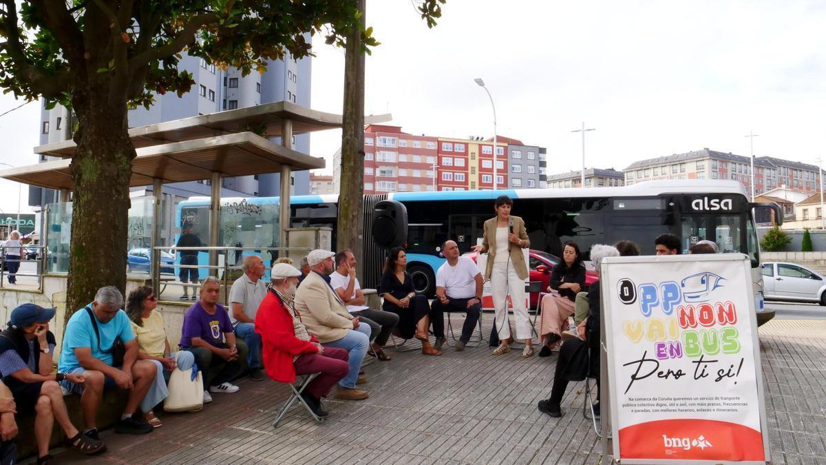 Encuentro de Ana Pontón en Culleredo