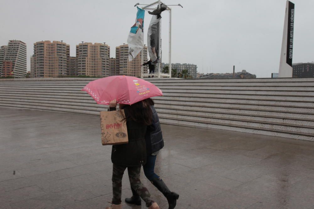 Temporal de lluvia y viento en Valencia