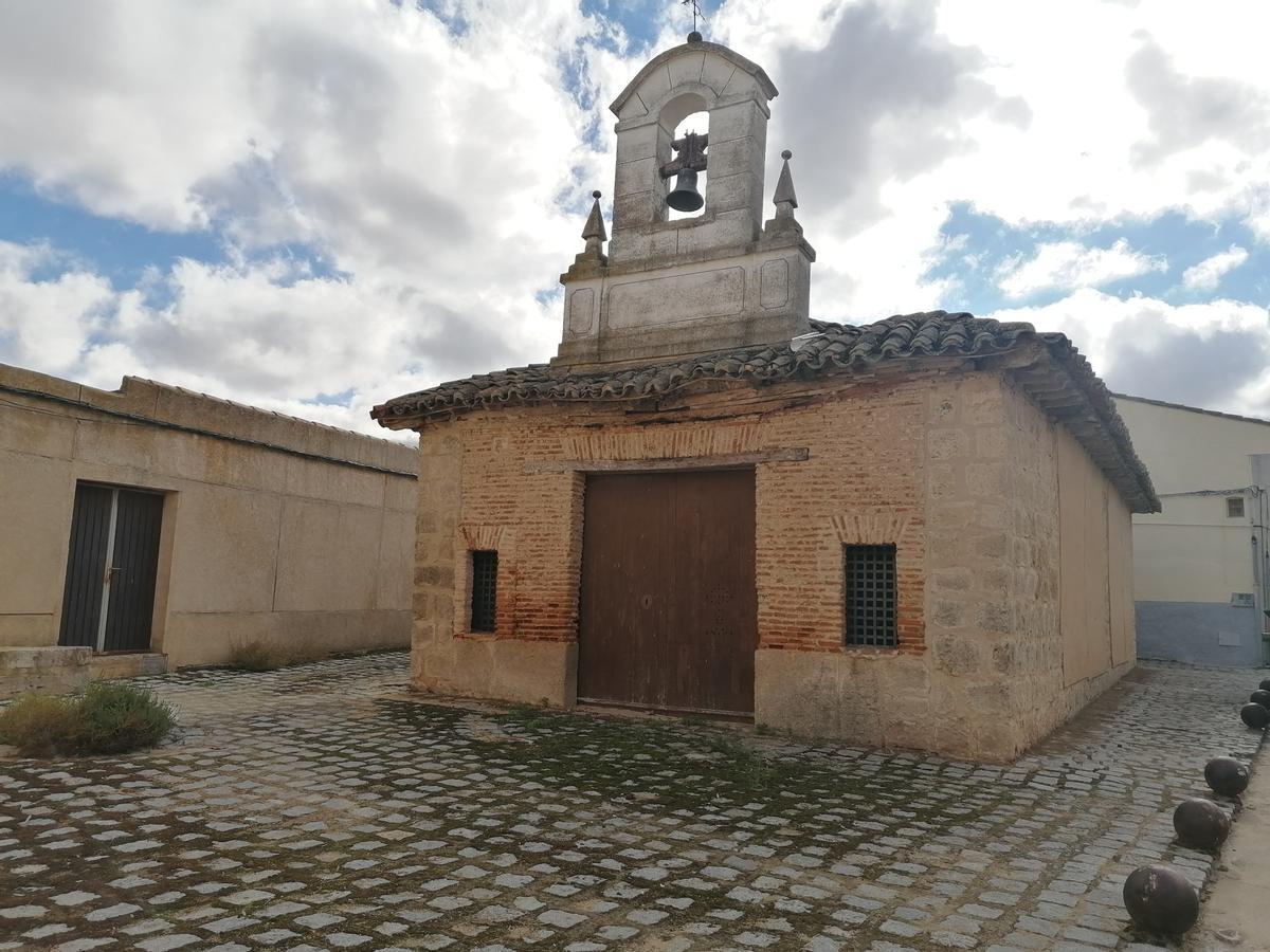Ermita de Tagarabuena, en una imagen anterior a la retirada de la campana