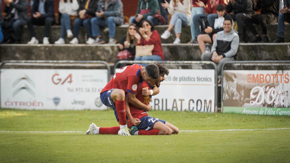 Chabboura celebrant el gol de la victòria.