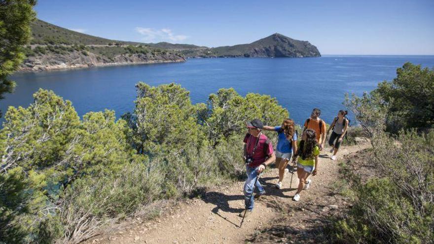 Tallers participatius a Roses amb restauradors, comerç i serveis per millorar la destinació turística