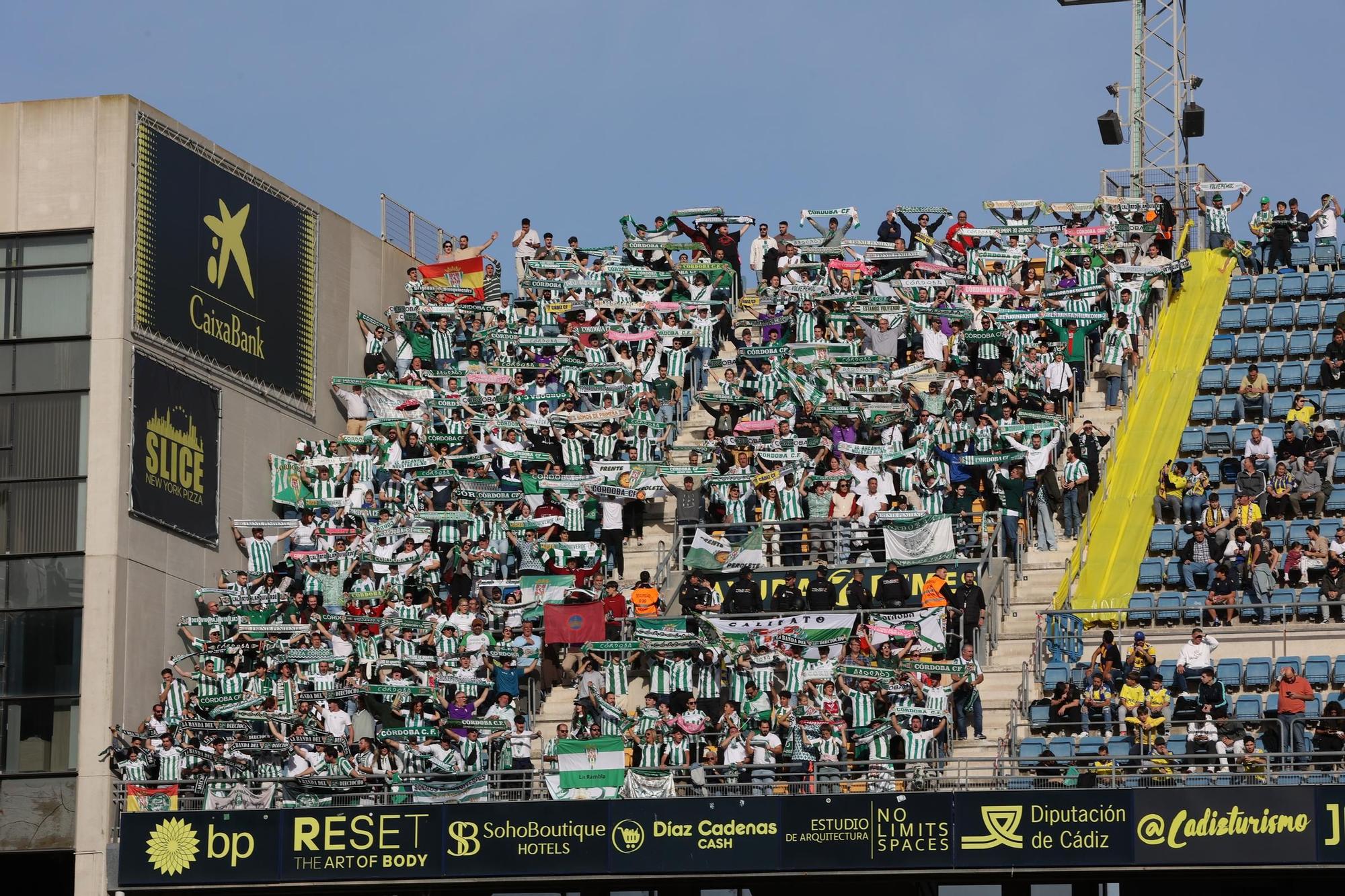 Cádiz CF-Córdoba CF | Las imágenes del partido de la Liga Hypermotion