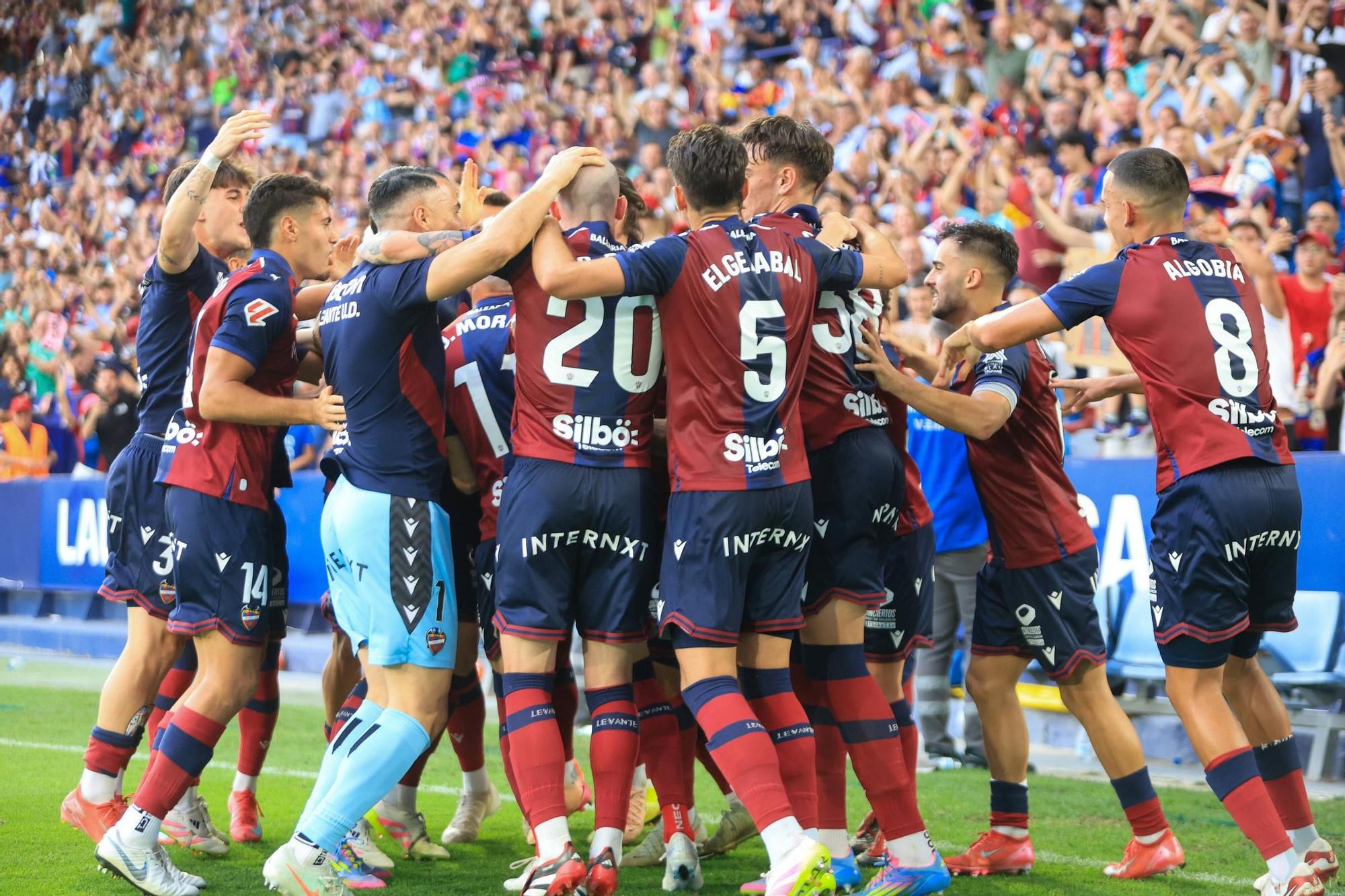 Las mejores imágenes de la celebración del Levante en el Ciutat
