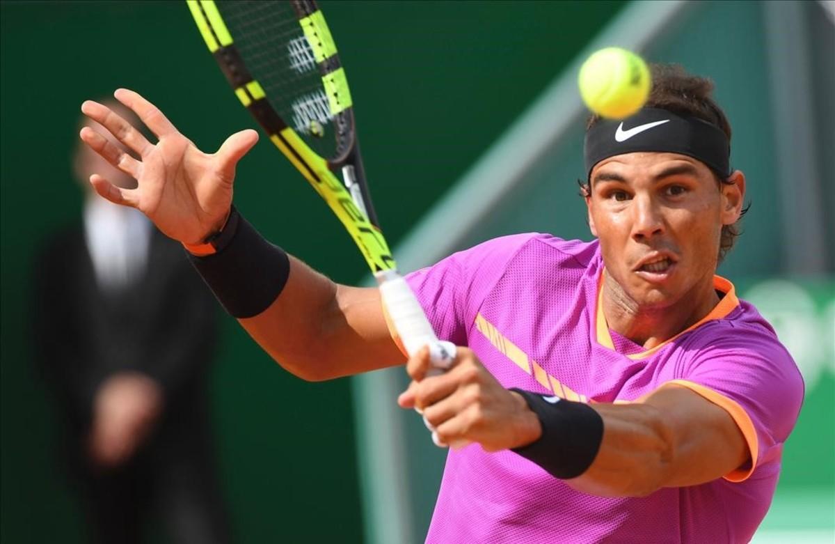 lmendiola38106194 spain s rafael nadal returns the ball to britain s kyle edmu170419175205