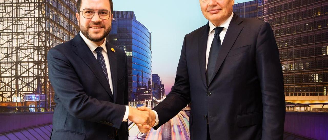 El president Pere Aragonès y el comisario de Justicia de la UE, Didier Reynders, en Bruselas.