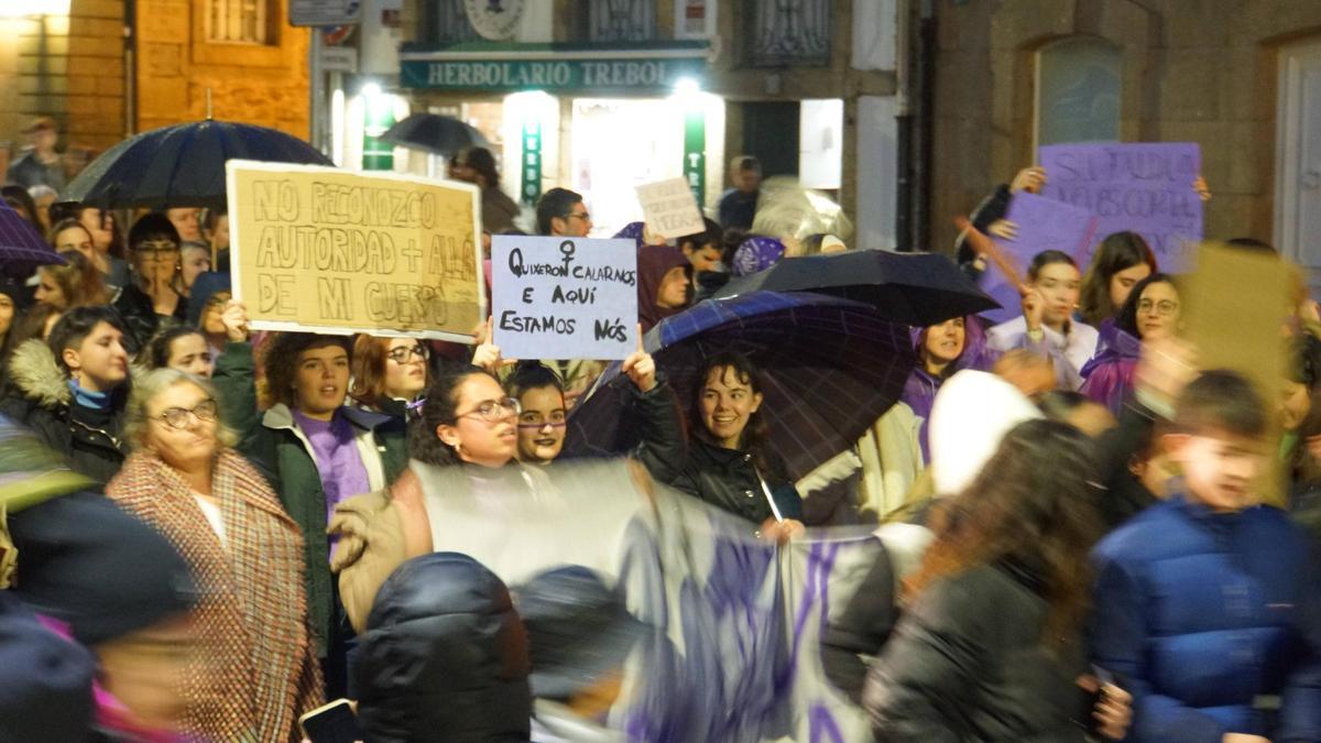 Manifestación del 8M de 2023 por las calles de Compostela