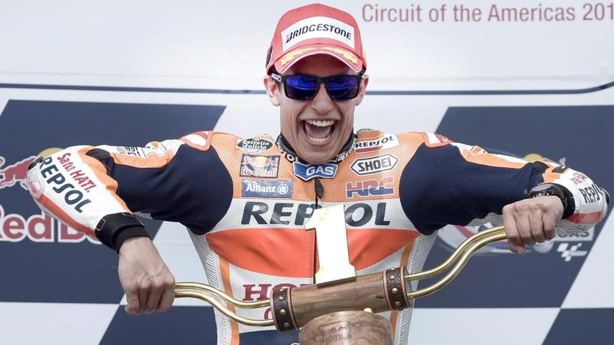 Marc Márquez (Honda) celebra, en el 2015, su tercer triunfo consecutivo en Austin (Texas, EEUU).