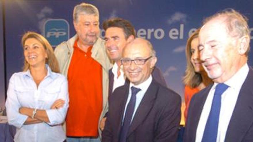 González Pons, Cospedal, José María Fidalgo, José Manuel Soria y Montoro, ayer tarde en Infecar. i MARRERO