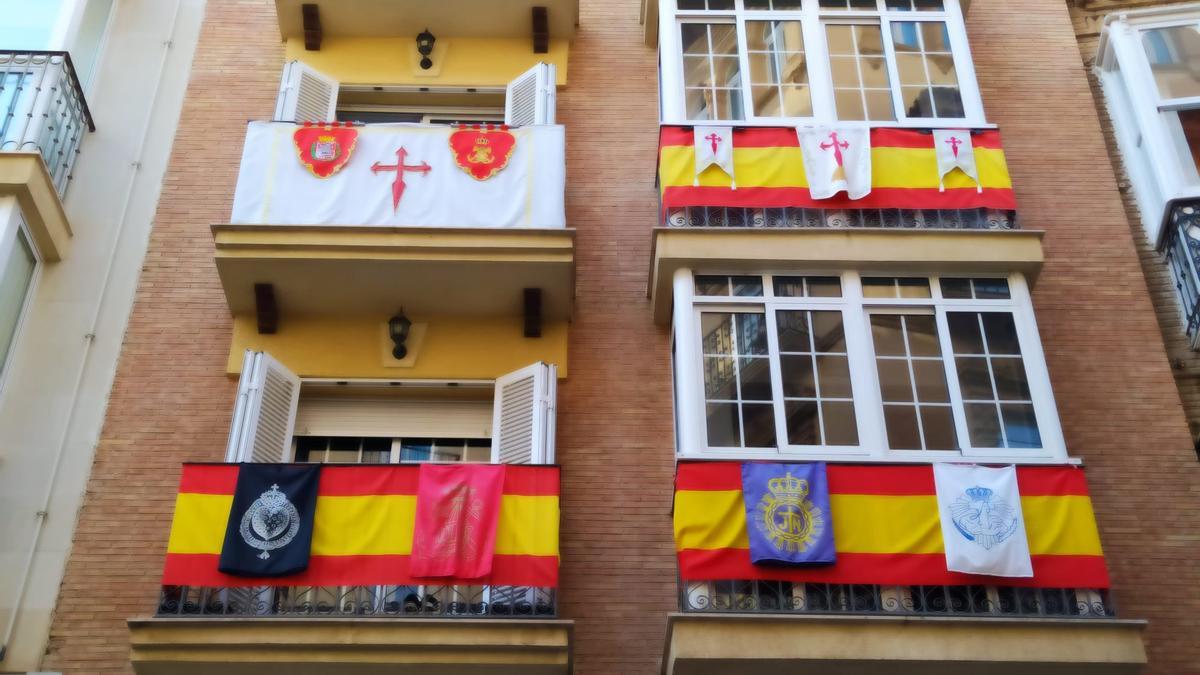 Balcones que participan en el concurso de Mujeres Cofrades