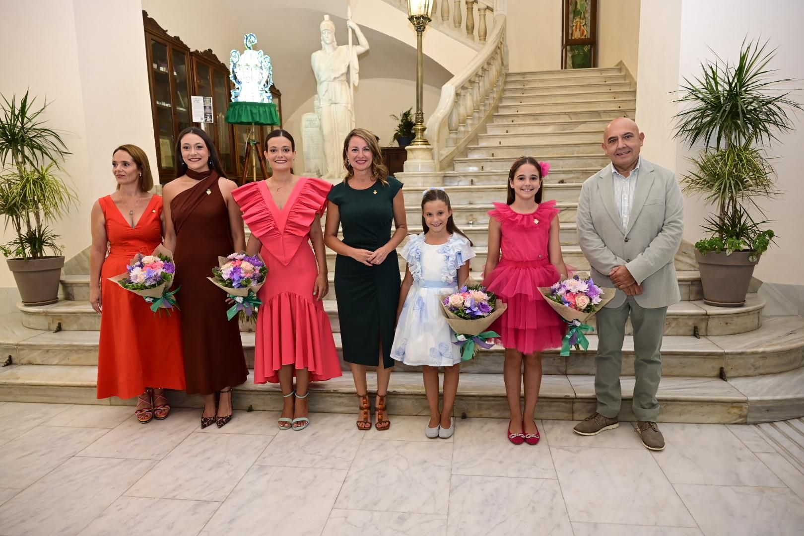 Galería de fotos: Clara Sanz Sobrino y Ana Colón Sastriques, reina y reina infantil de las fiestas de Castelló 2026