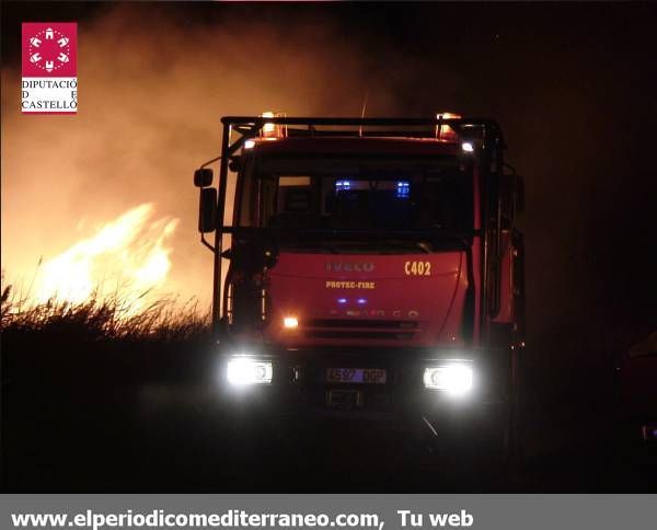 GALERÍA  Declarado un incendio en el Prat de Cabanes Torreblanca