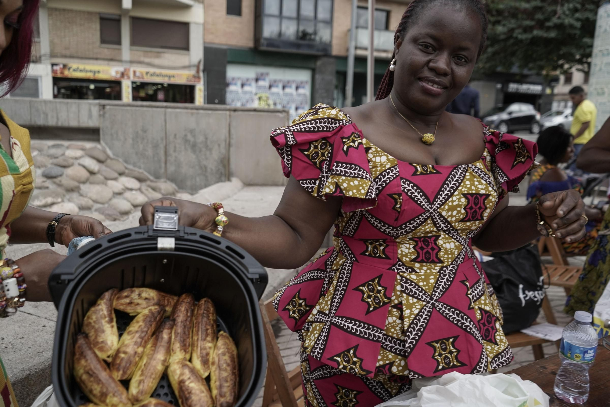 Totes les imatges de la festa solidària de la comunitat de Ghana