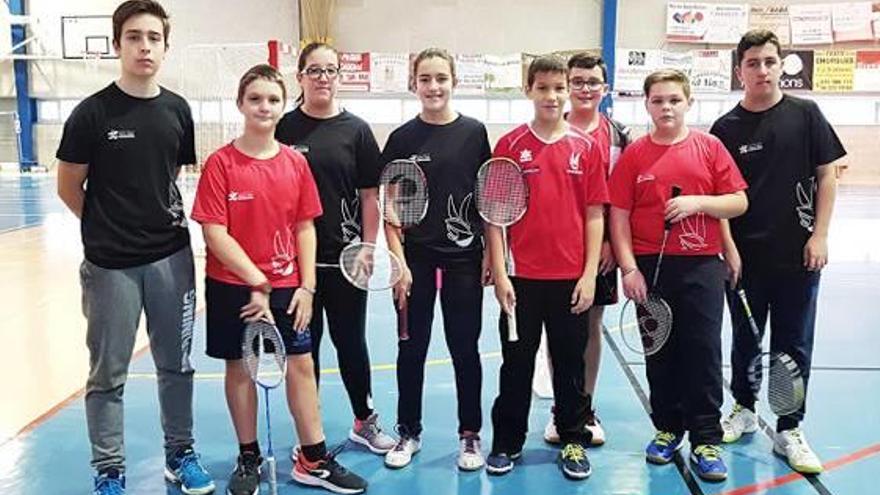 Jugadores del CB Xàtiva, en la cita de los Jocs en Enguera.