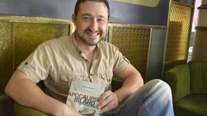 Vicente García publica su &quot;novela zombi&quot;