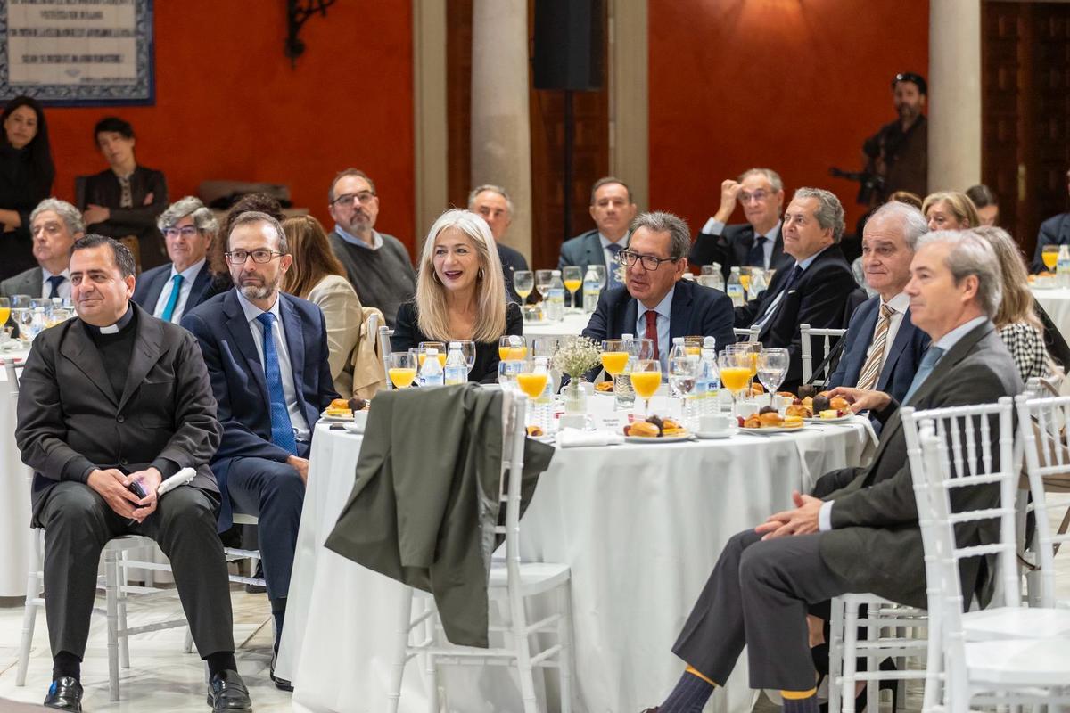 Fotogalería | #ElCorreoPregunta con el arzobispo de Sevilla, José Ángel Saiz Meneses Fotogalería | #ElCorreoPregunta con el arzobispo de Sevilla, José Ángel Saiz Meneses