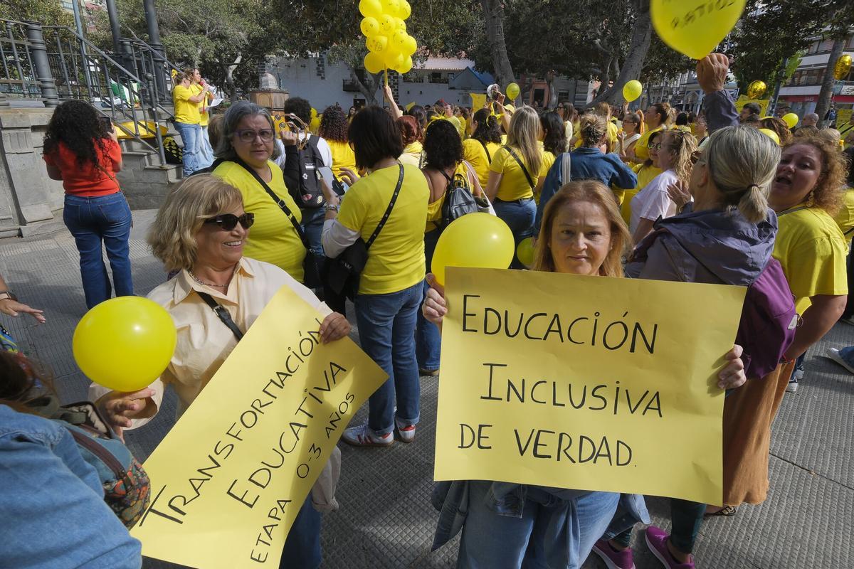 Concentración de trabajadoras de centros de educación infantil (0 a 3 años), en el parque San Telmo