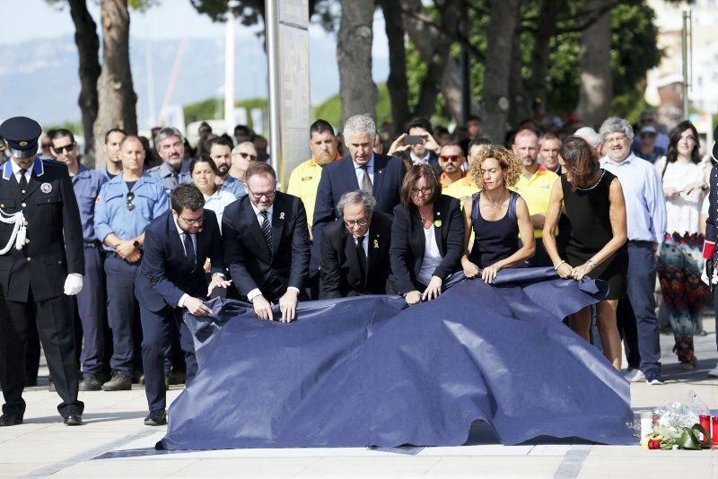 Homenaje a las vííctimas de Cambrils