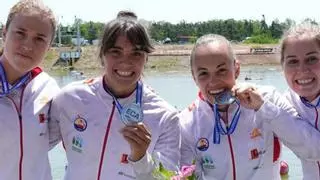 El equipo español, con las asturianas Sara Ouzande y Lucía Val, subcampeón de Europa en K-4 500 metros
