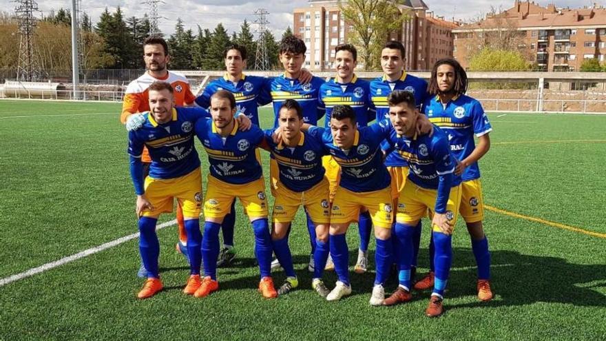 Un gol de Charly permite al Zamora CF sumar en Burgos (1-1)