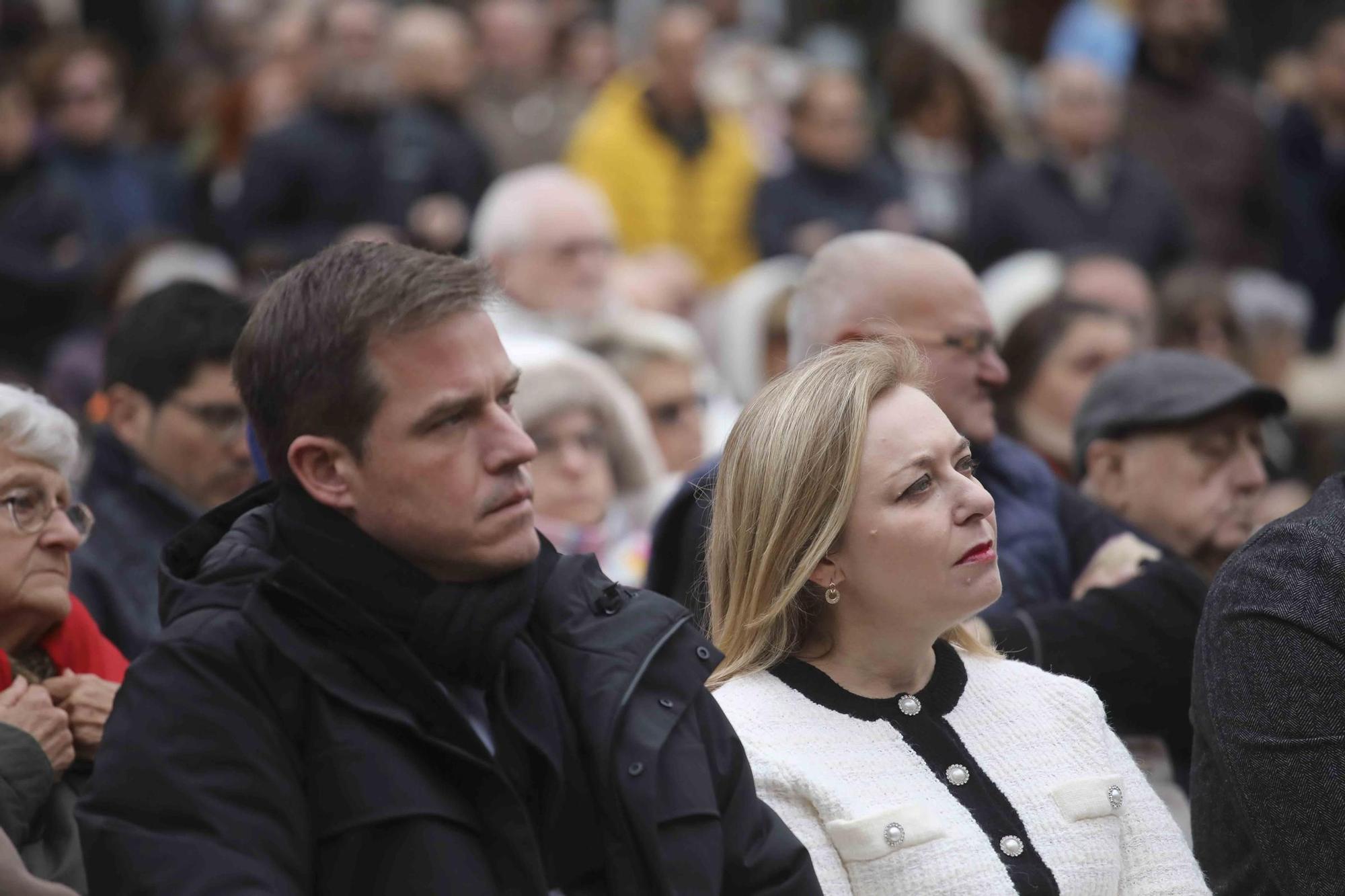 Así fue el homenaje a las víctimas del bombardeo de la estación de Xàtiva en el 85º aniversario del trágico sucesos