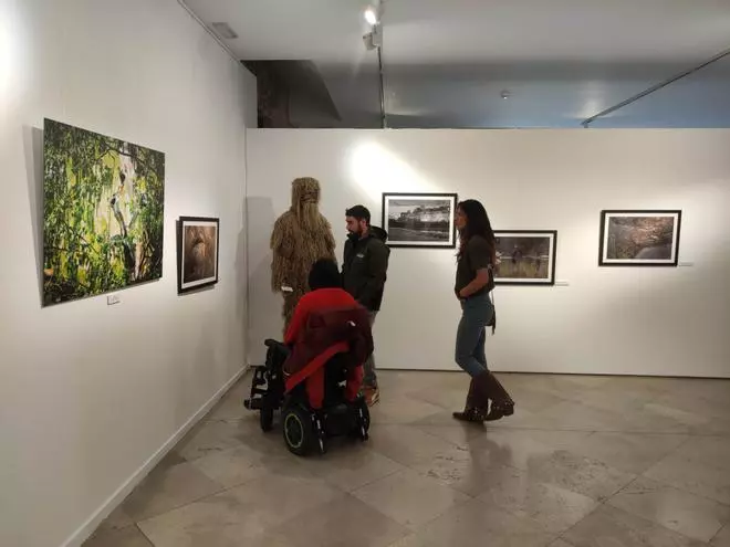 Exposición "Naturalmente fotógrafo", en La Alhóndiga