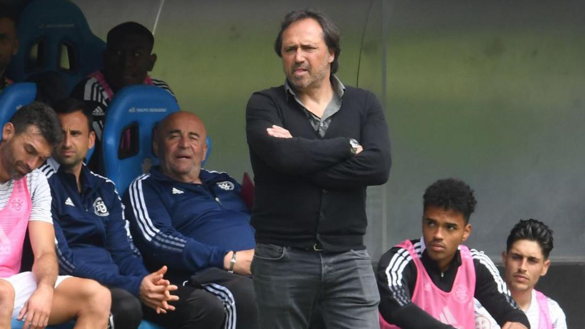 Alfredo, en su última visita a Riazor con el DUX. |  // C. PARDELLAS