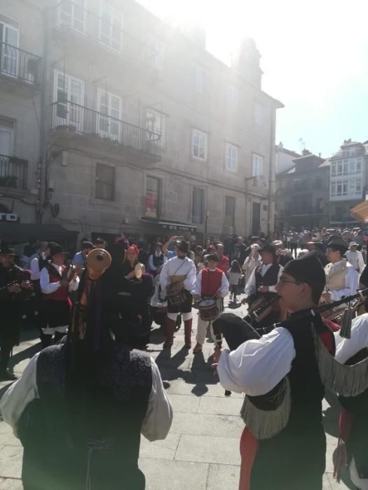 Reconquista 2019 | Las calles de Vigo se animan ya desde bien temprano. // M. Clavero