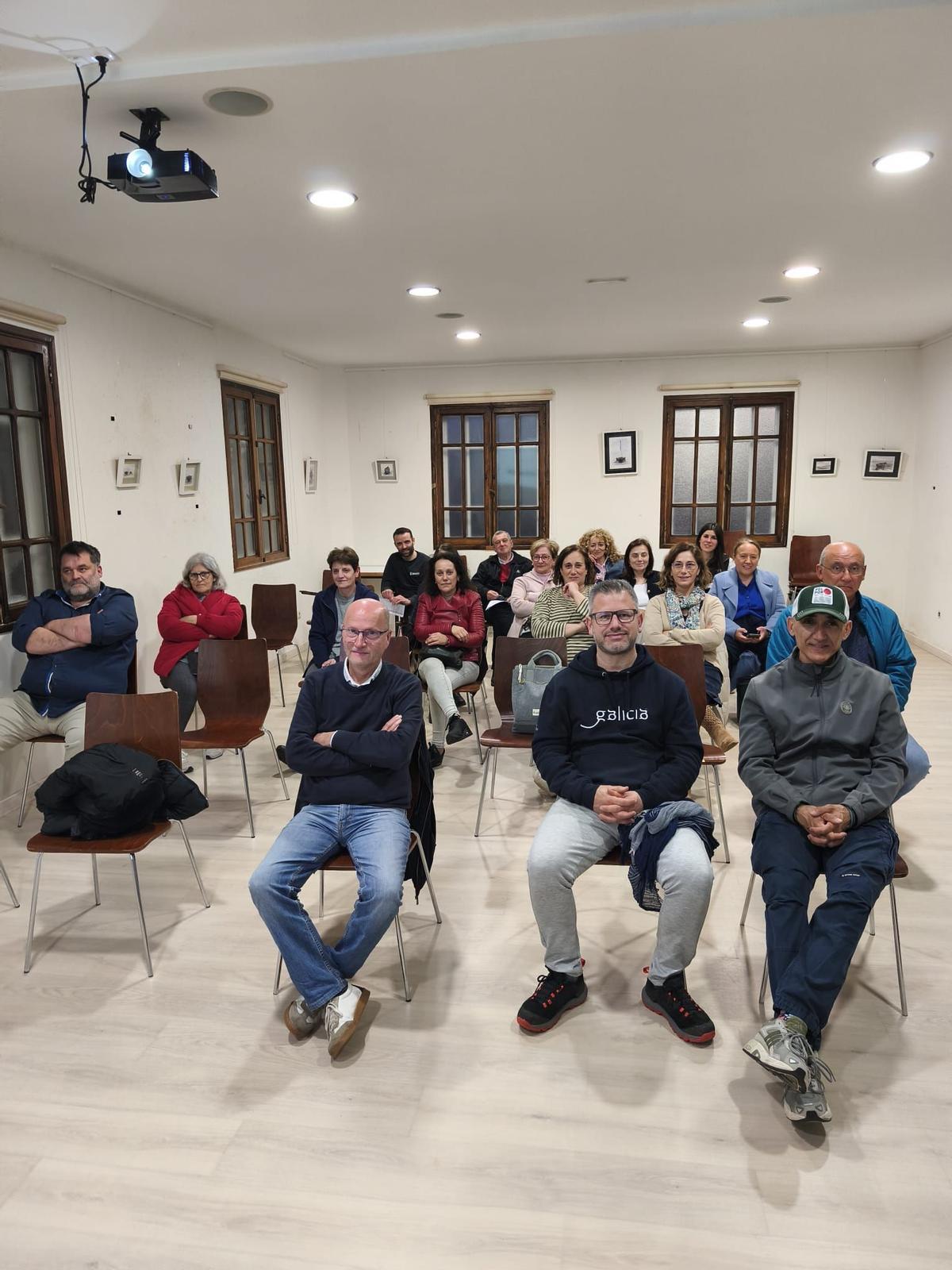 Asistentes a la asamblea.