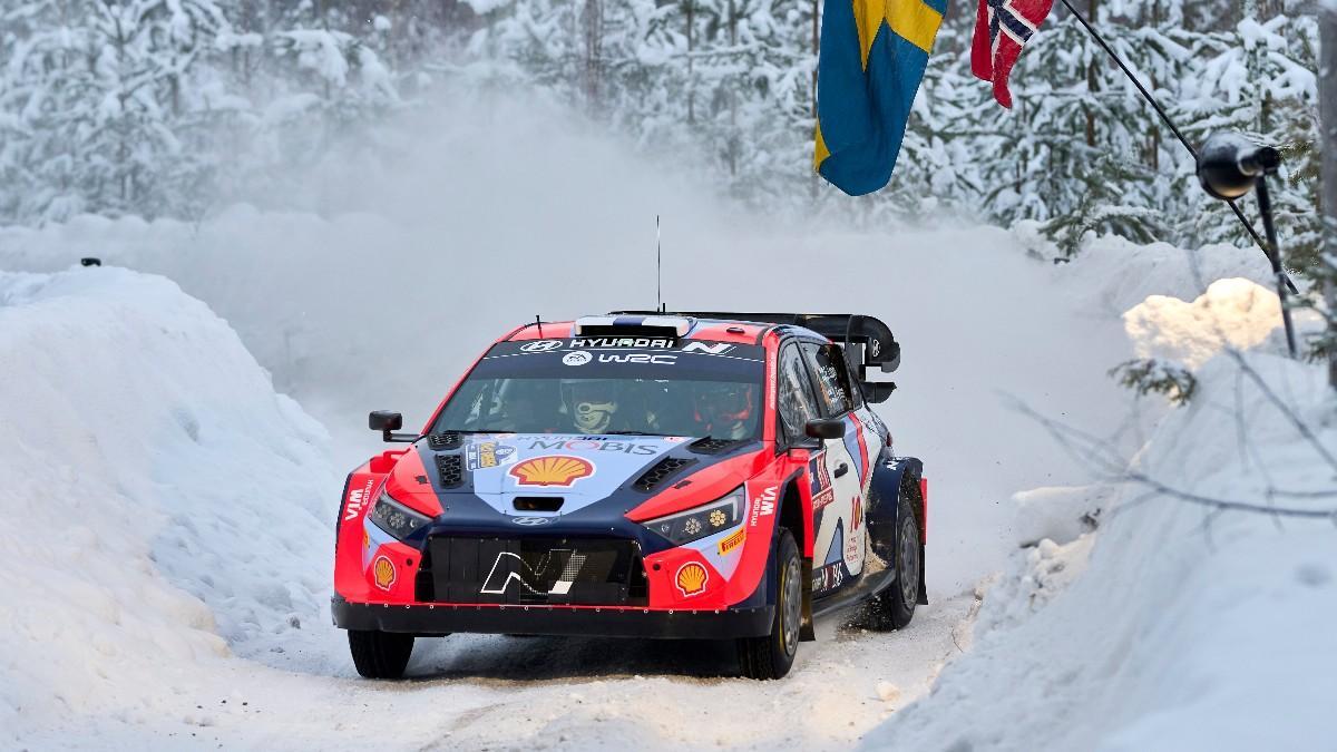 Esapekka Lappi, sobre su Hyundai i20 en el Rally de Suecia