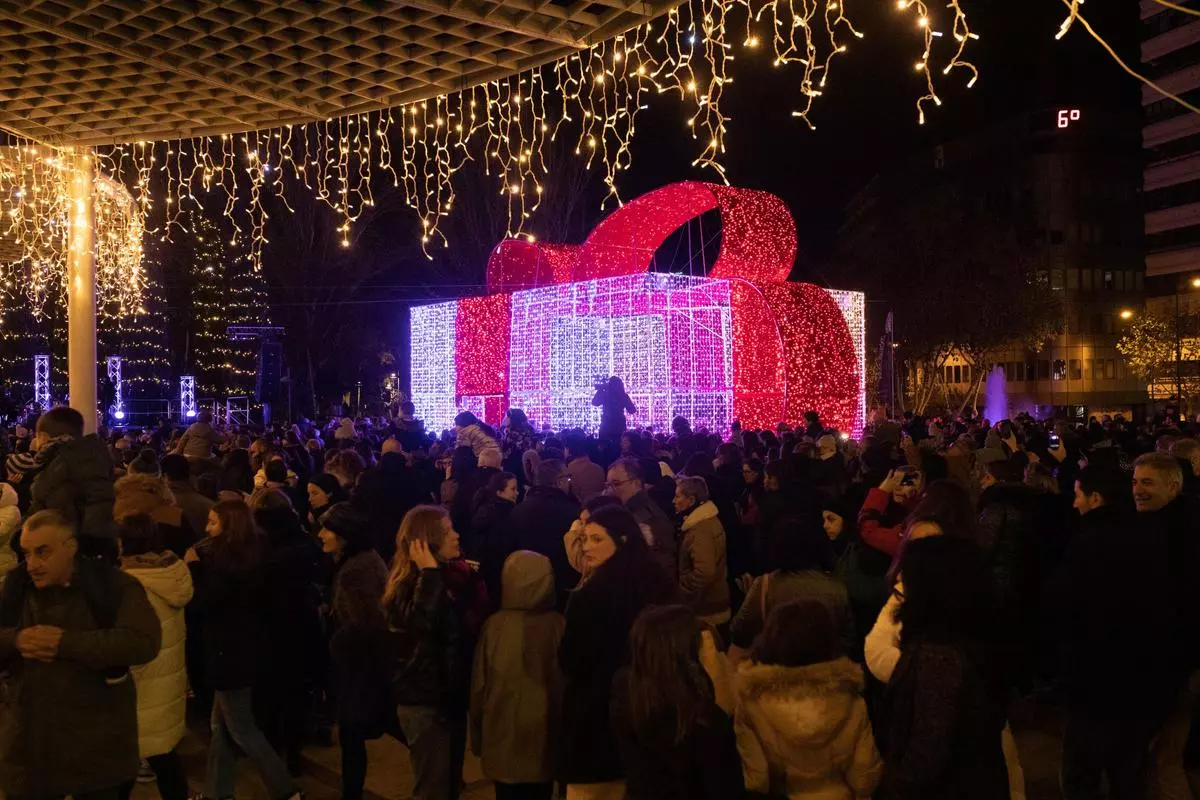GALERÍA | Las imágenes del encendido de luces navideñas en Zamora capital