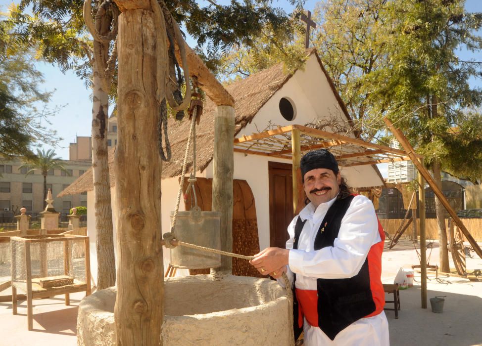 Juan Miguel Martínez, en una peña de La Raya.