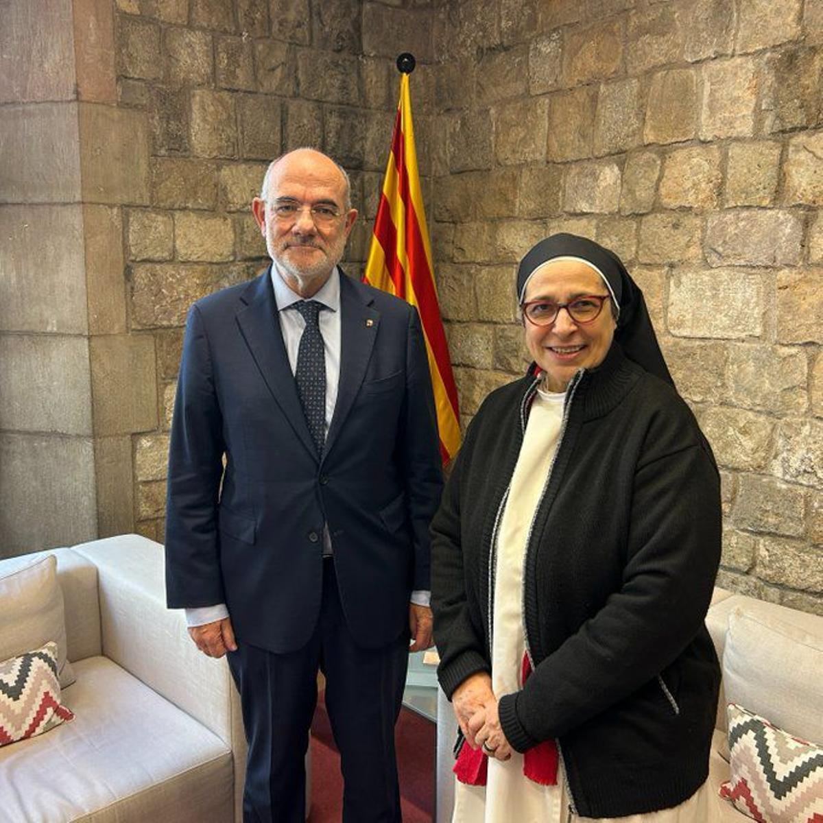 El conseller Jaume Duch i sor Lucía Caram es van trobar aquest dimarts per parlar d'Ucraïna