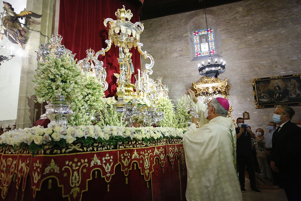 El obispo preside la tradicional misa de la festividad de la Virgen de la Fuensanta