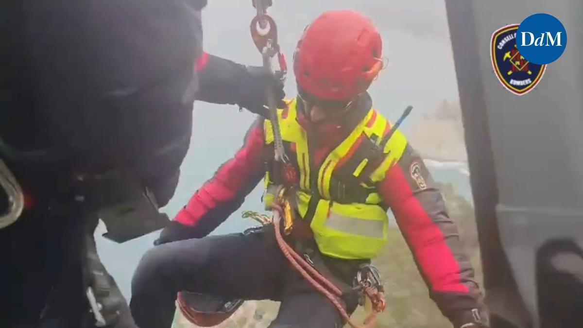 Los Bombers de Mallorca rescatan a dos excursionistas en Alcúdia y Banyalbufar