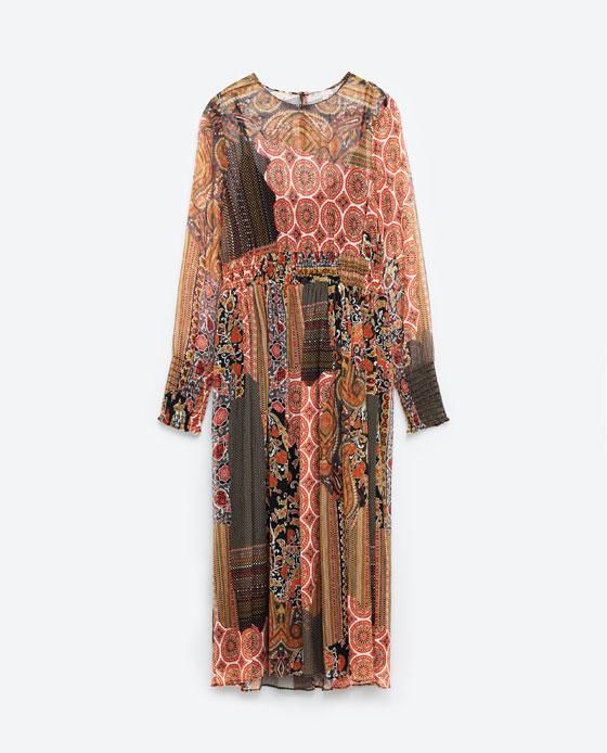 Vestidos boho chic para el otoño, estampado de Zara (39,95€)