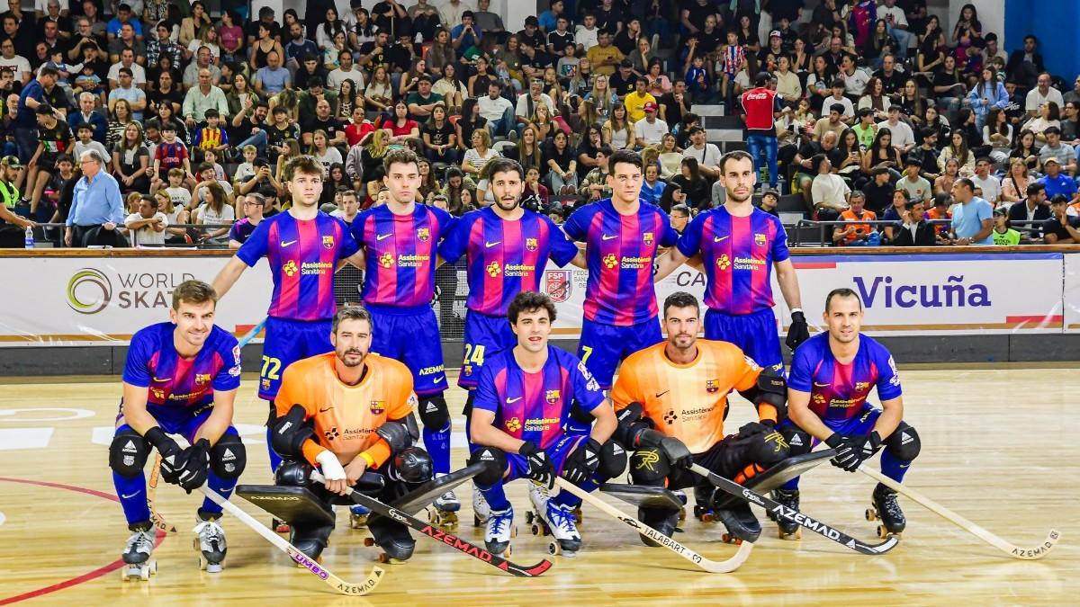 El Barça recoge el trofe de subcampeon del Mundial de clubes de hockey patines