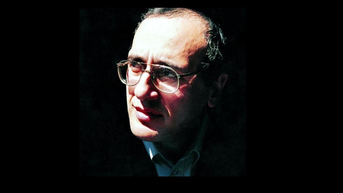 El escritor georgiano Rostom Chkheidze.