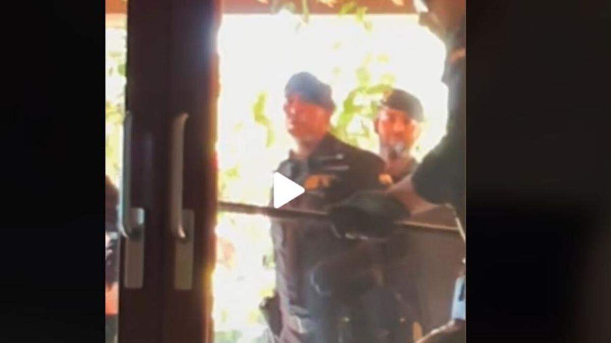 Vídeo en donde se aprecia cómo entra la Guardia Civil en Casa Lola