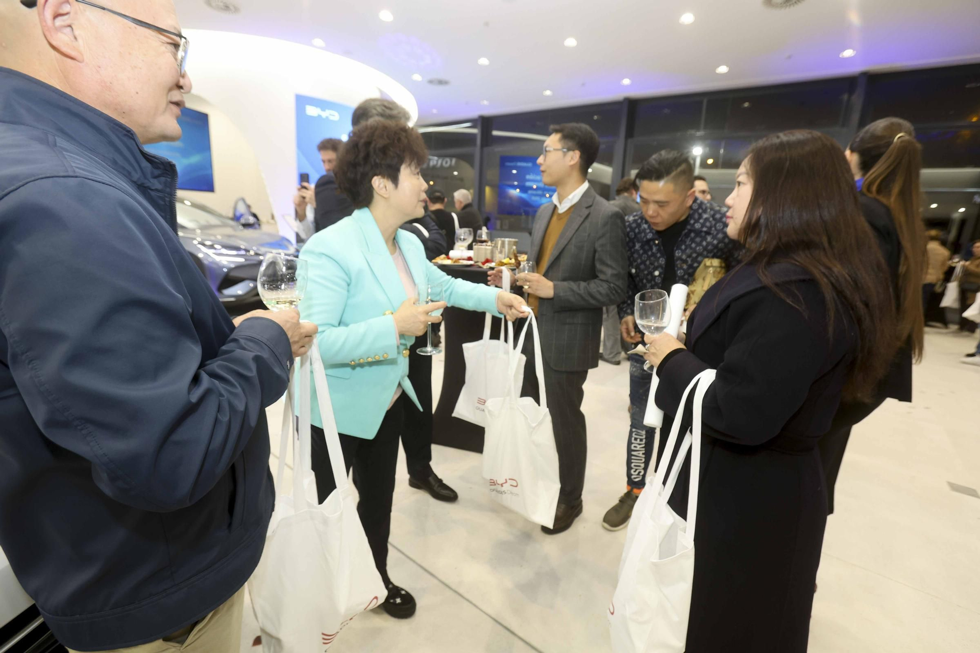 QUADIS Dream inaugura el primer centro BYD en Alicante.