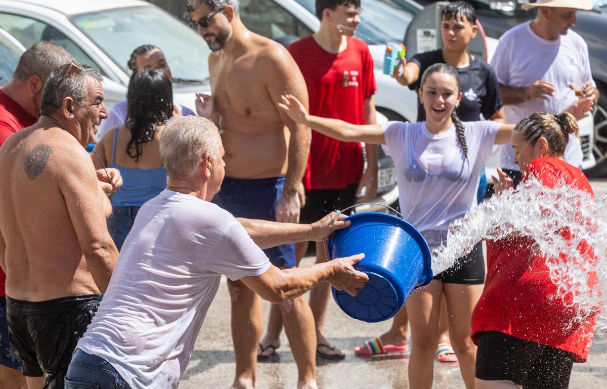 Las imágenes de la banyà de las fiestas de San Roque