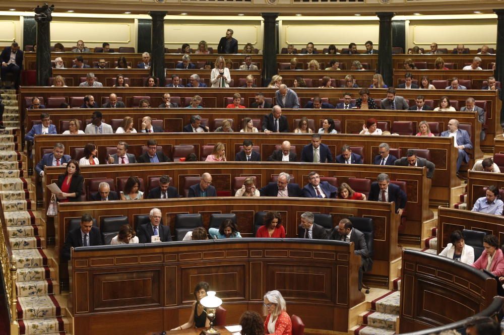 Vista del hemiciclo del Congreso de los ...