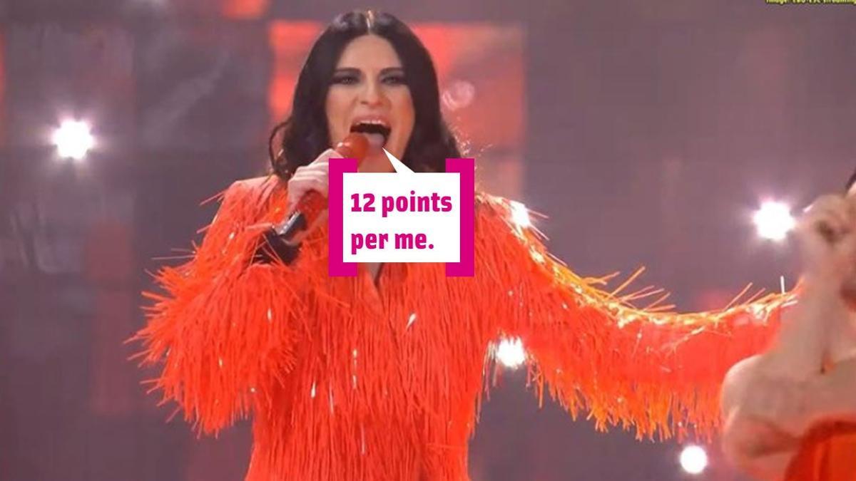 Laura Pausini cantando en Eurovisión