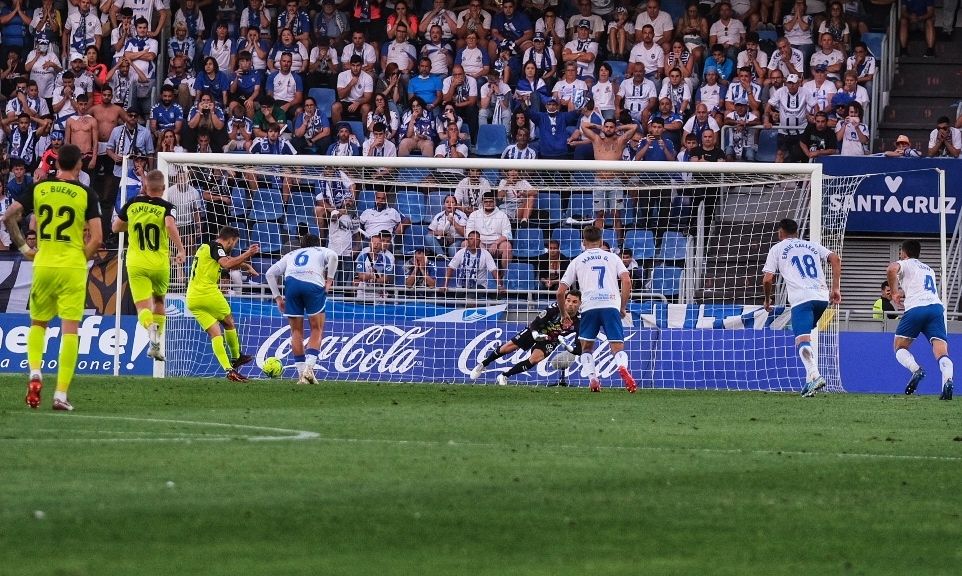 Partido CD Tenerife - Girona FC