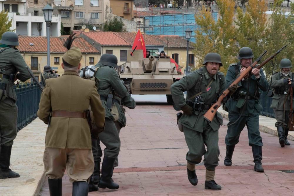 Recreación de la "Toma del puente de Kalach"