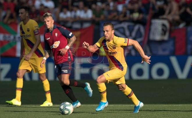 Las imágenes del partido entre  el Osasuna y el FC Barcelona correspondiente a la jornada 3 de LaLiga Santander disputado en el estadio El Sadar, Pamplona.