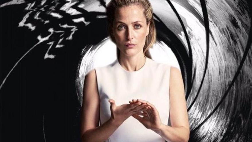 Gillian Anderson se postula como la nueva James Bond