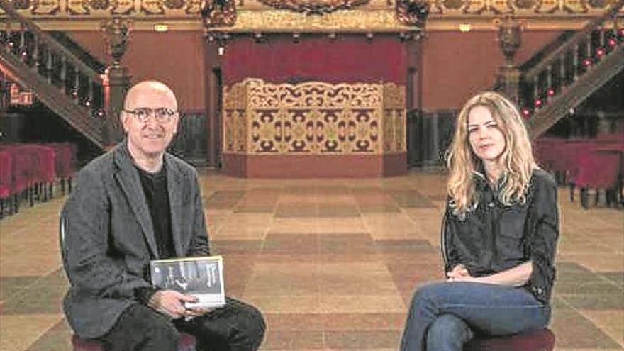 Christina Rosenvinge presenta nuevo libro en ‘Página Dos’